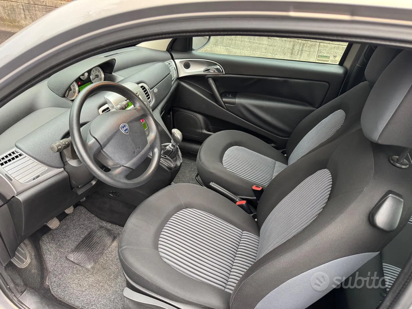 Lancia Ypsilon 2007 photo 4