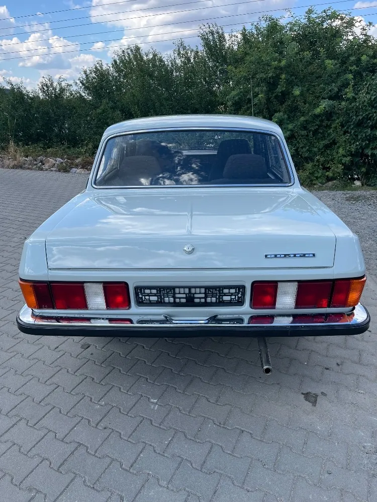 Gaz Volga 1995 photo 5