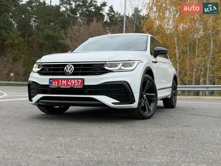 Volkswagen Tiguan 2022 photo 2
