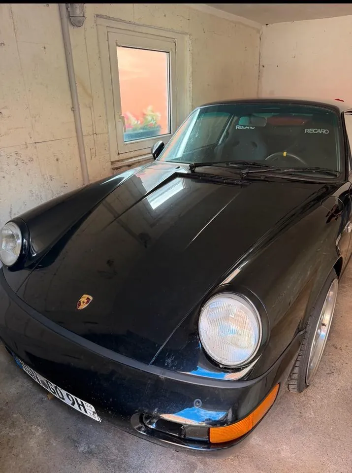 Porsche 964