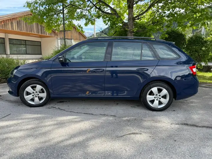 Skoda Fabia 2017 photo 2