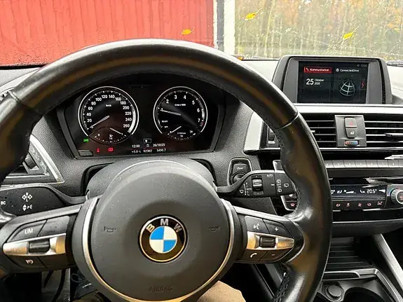 BMW 118I 2019 photo 4