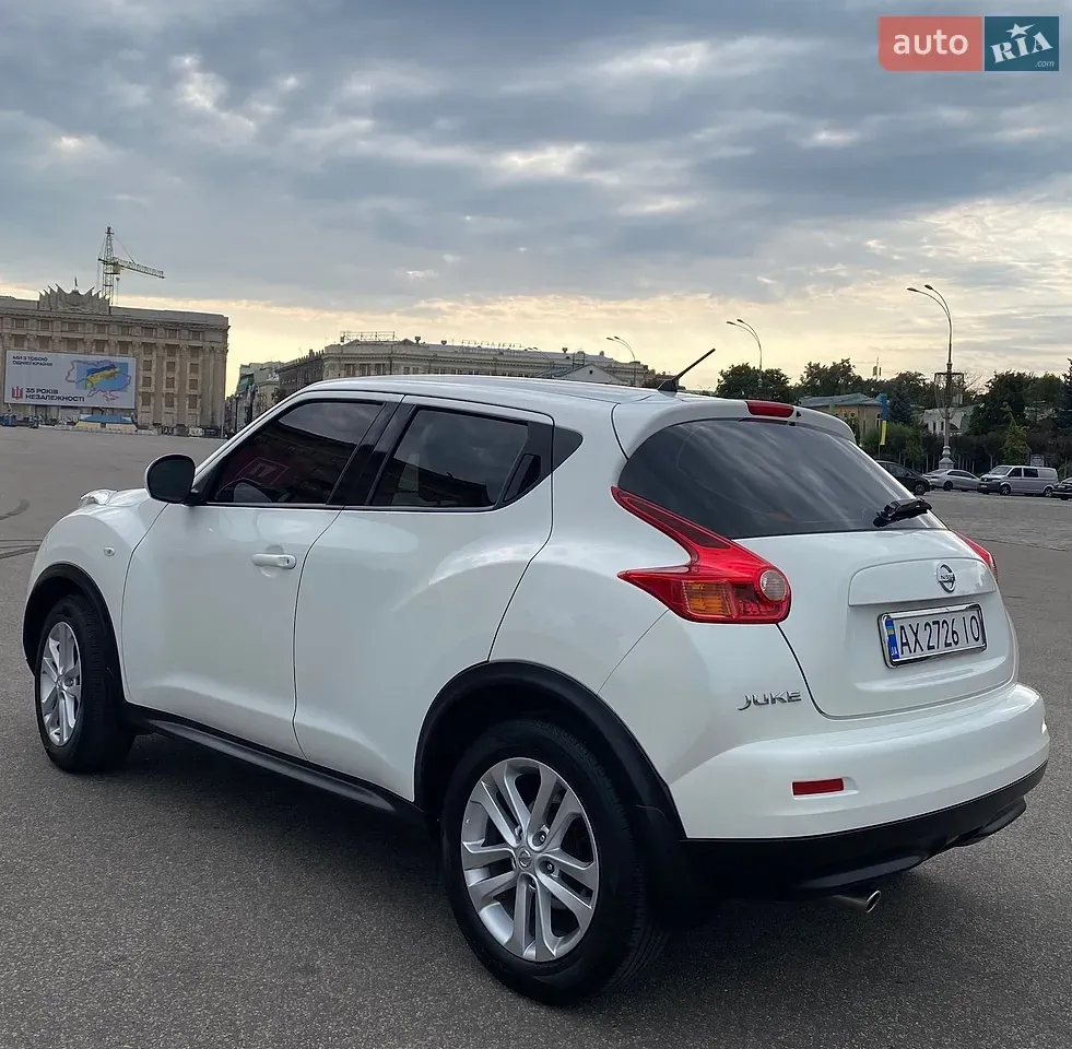 Nissan Juke 2013 photo 4