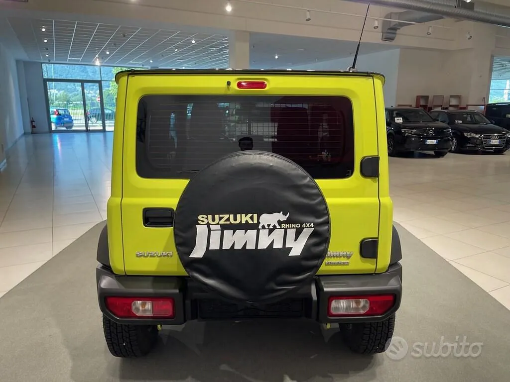 Suzuki Jimny 2024 photo 4