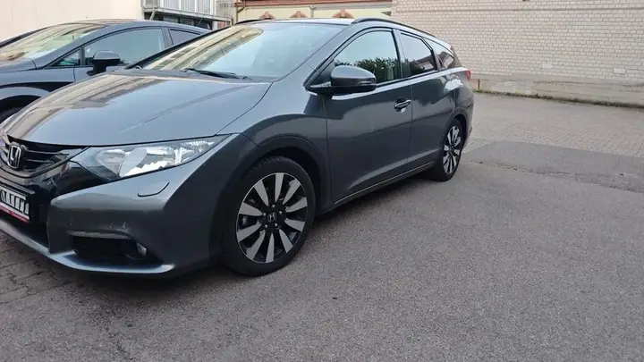 Honda Civic Tourer