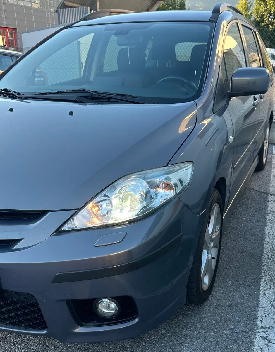 Mazda Mazda5 2008 photo 3