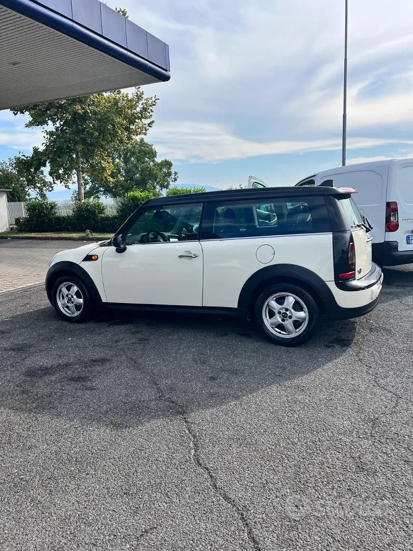 Mini Clubman 2012 photo 5