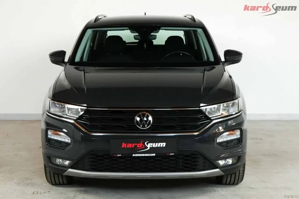 Volkswagen T-Roc 2021 photo 2