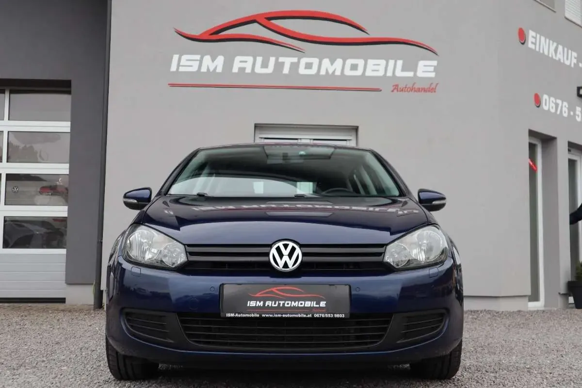 Volkswagen Golf 2010 photo 2