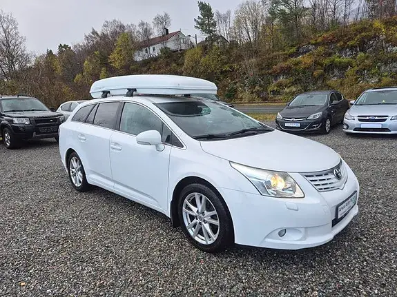 Toyota Avensis 2011 photo 3