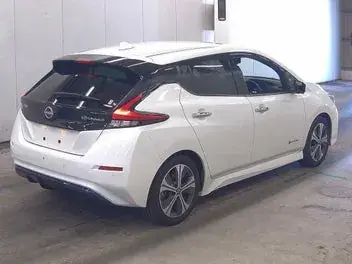 Nissan Leaf 2022 photo 3