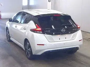 Nissan Leaf 2022 photo 4