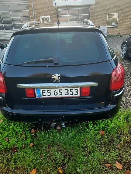 Peugeot 407 2008 photo 4
