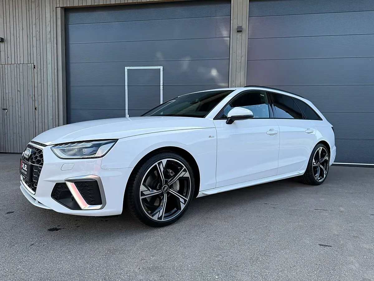 Audi A4 2023 photo 2