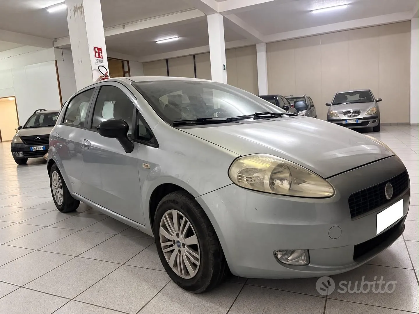 Fiat Grande Punto 2006 photo 3