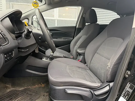 Kia Rio 2012 photo 5