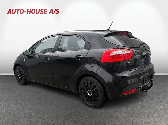 Kia Rio 2012 photo 3