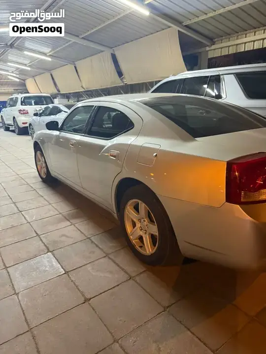 Dodge Charger 2010 photo 2