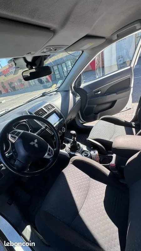 Mitsubishi Asx 2012 photo 2
