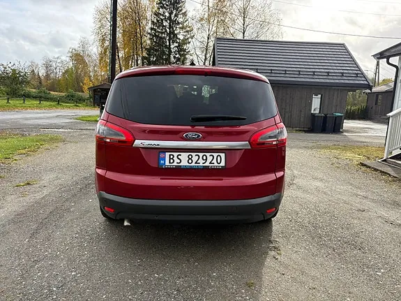 Ford S-Max 2013 photo 3