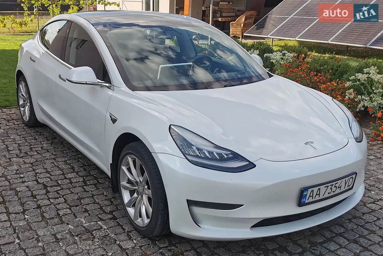 Tesla Model 3