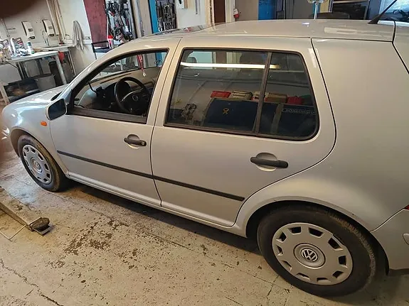 Volkswagen Golf 1998 photo 4