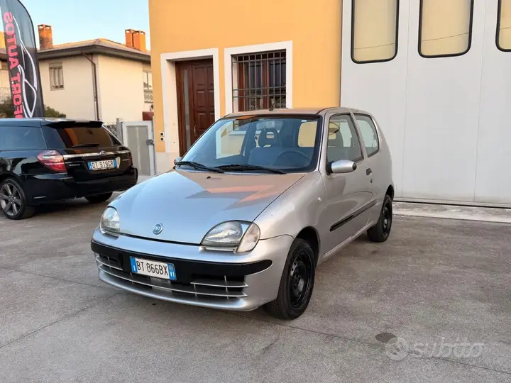 Fiat Seicento 2001 photo 2