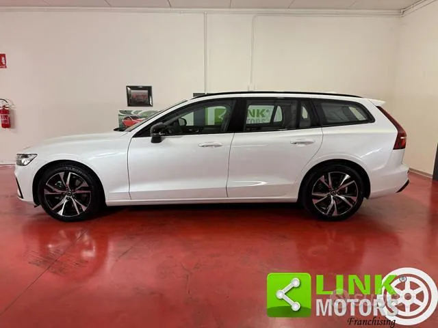 Volvo V60 2023 photo 3