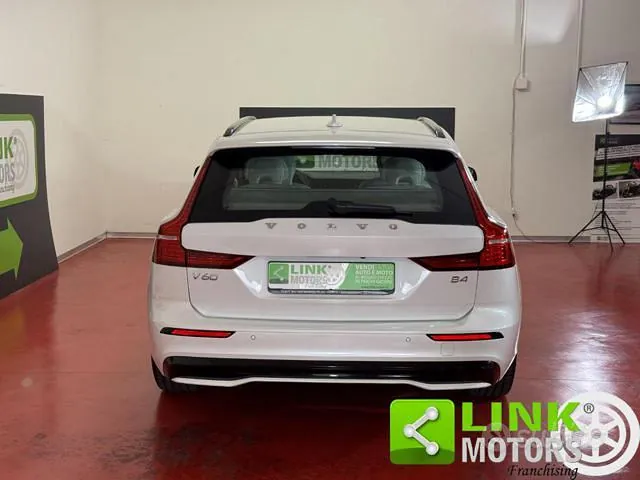 Volvo V60 2023 photo 5