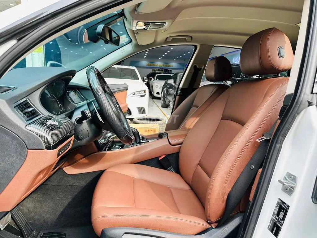 BMW 5 Series 2018 photo 3