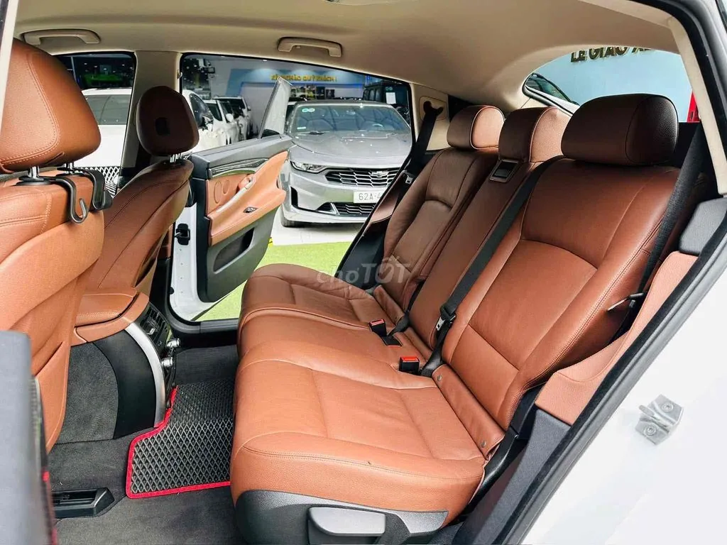 BMW 5 Series 2018 photo 4