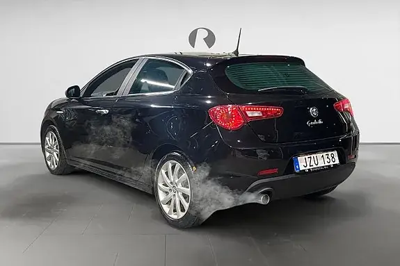 Alfa Romeo Giulietta 2016 photo 5