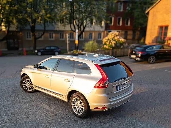 Volvo Xc60 2017 photo 3