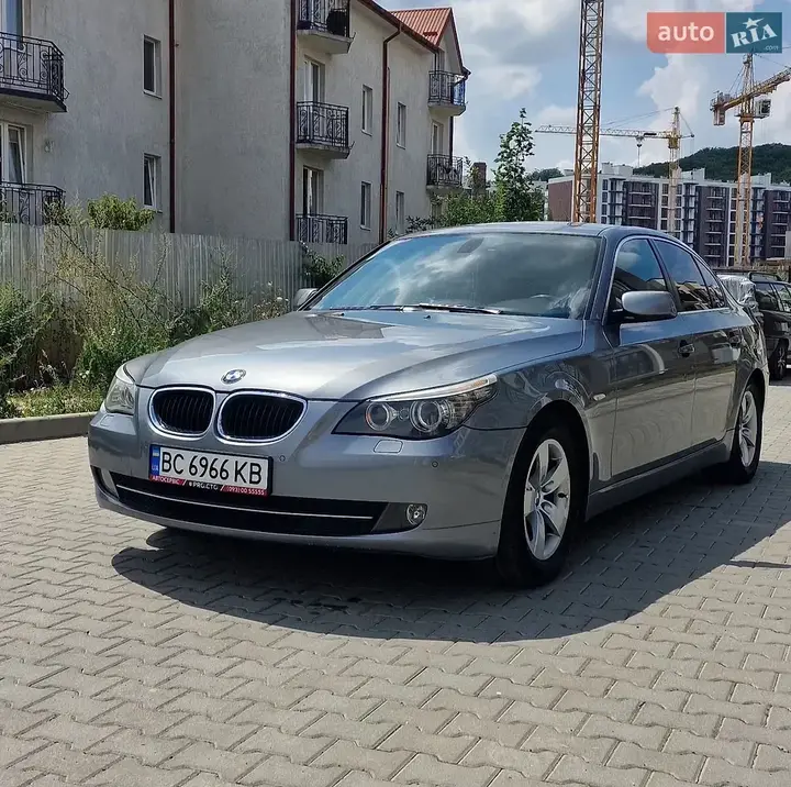 BMW 5 Series 2008 photo 4