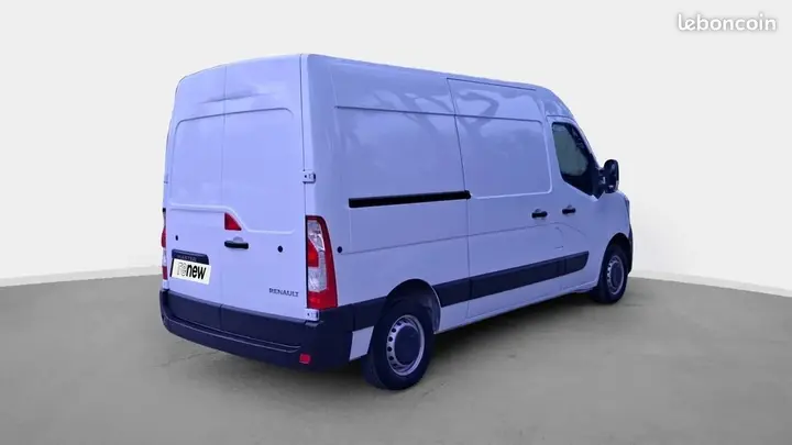 Renault Master 2024 photo 2