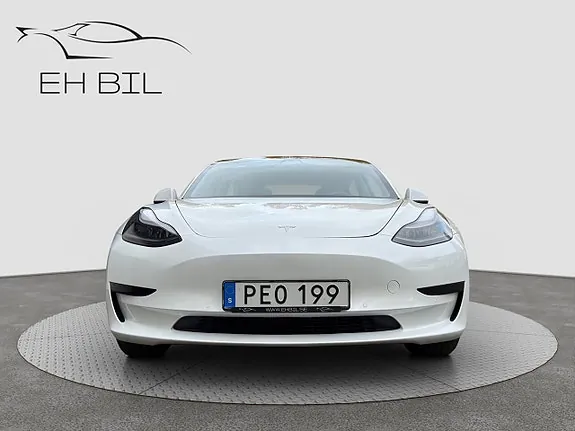 Tesla Model 3 2021 photo 2