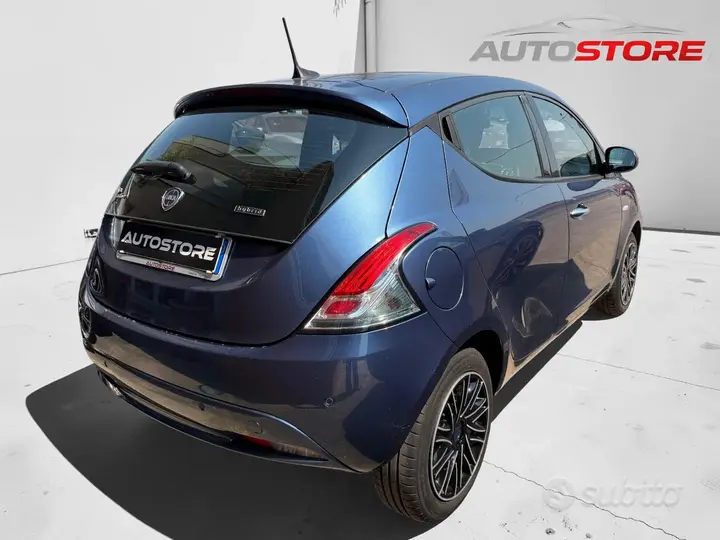 Lancia Ypsilon 2022 photo 4