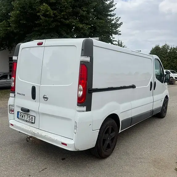 Nissan Primastar 2015 photo 2