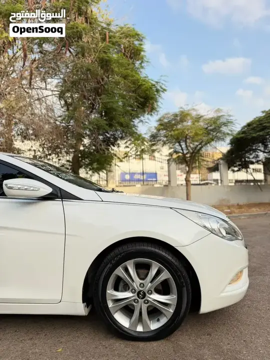Hyundai Sonata 2012 photo 3