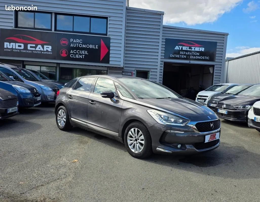 DS Automobiles Ds 5 2016 photo 2