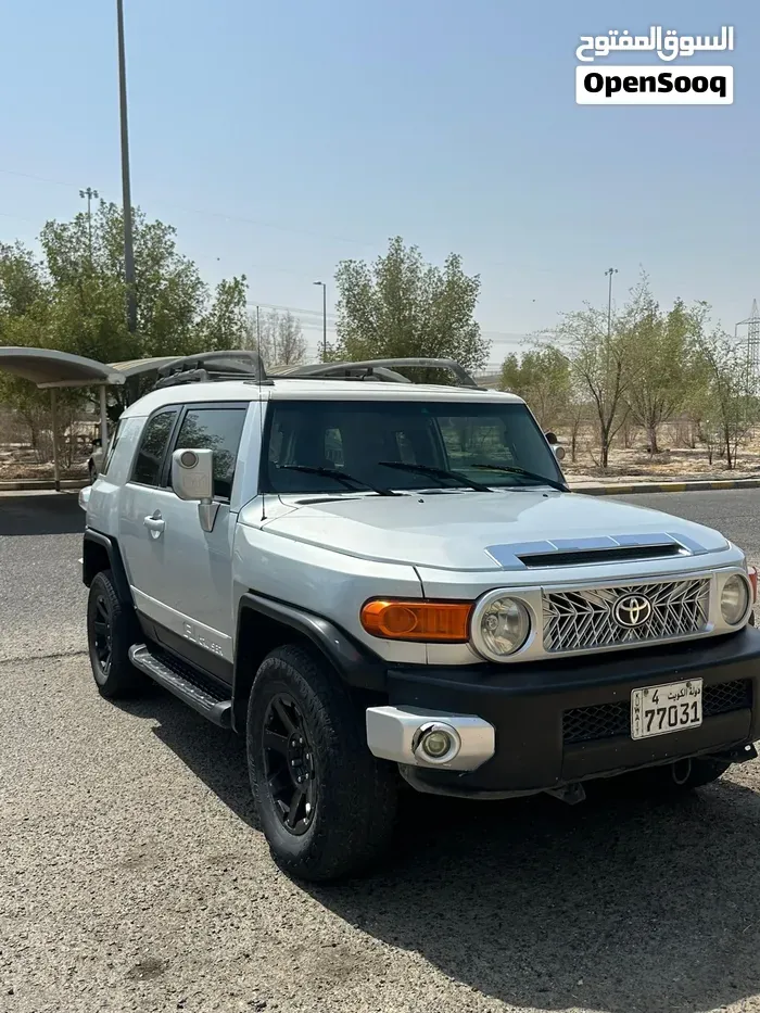Toyota Fj 2014 photo 5