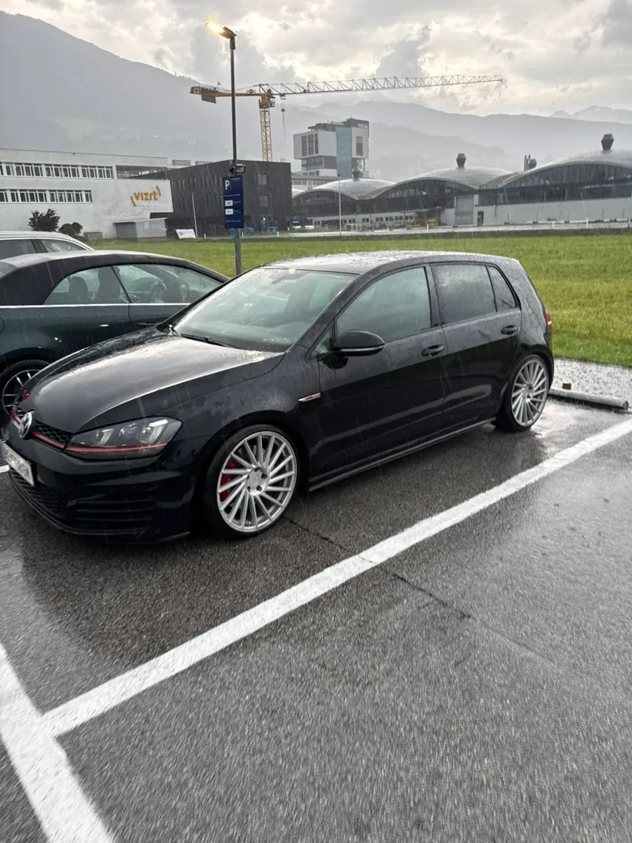 Volkswagen Golf 2015 photo 3