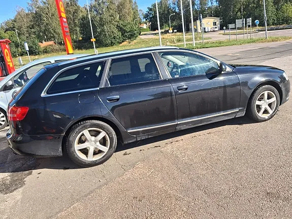 Audi A6 2010 photo 4