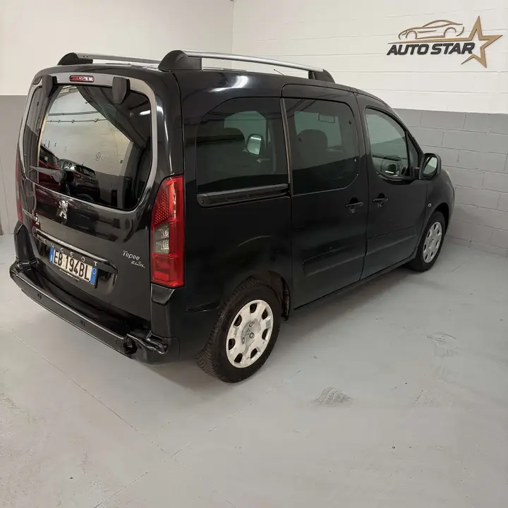 Peugeot Partner 2010 photo 4