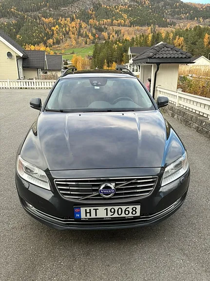 Volvo V70 2016 photo 2