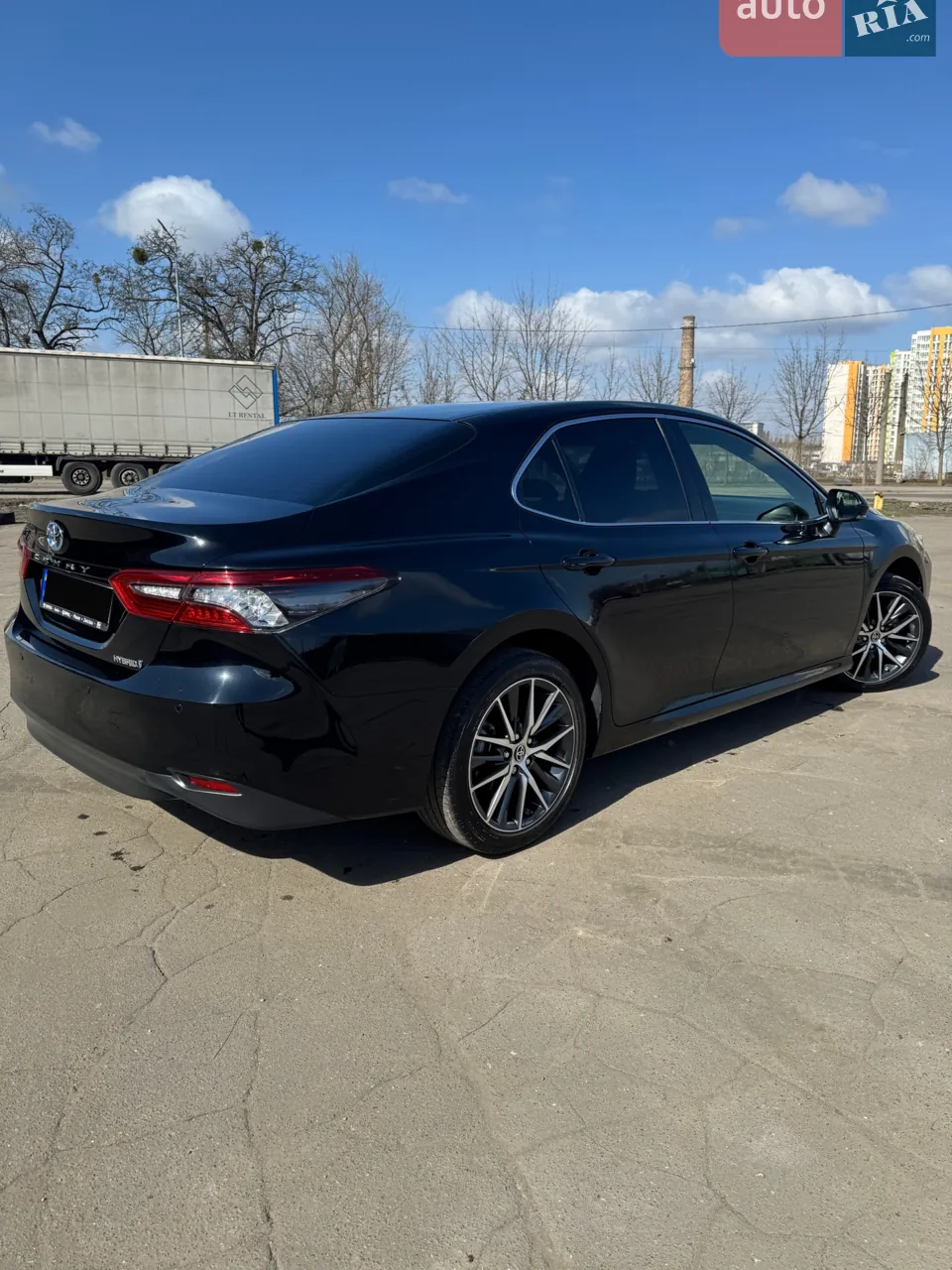 Toyota Camry 2023 photo 4