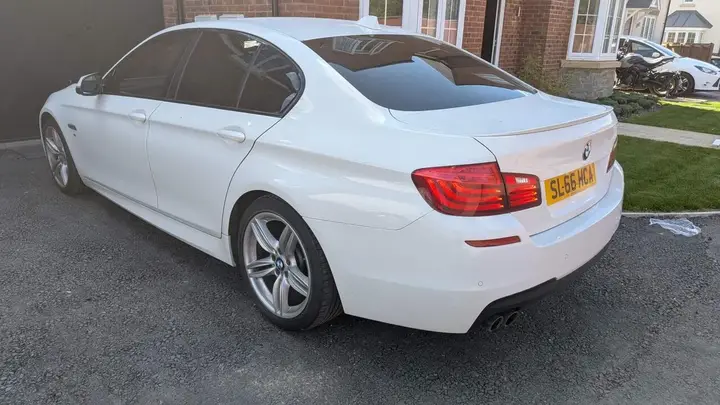 BMW 5 Series 2016 photo 3