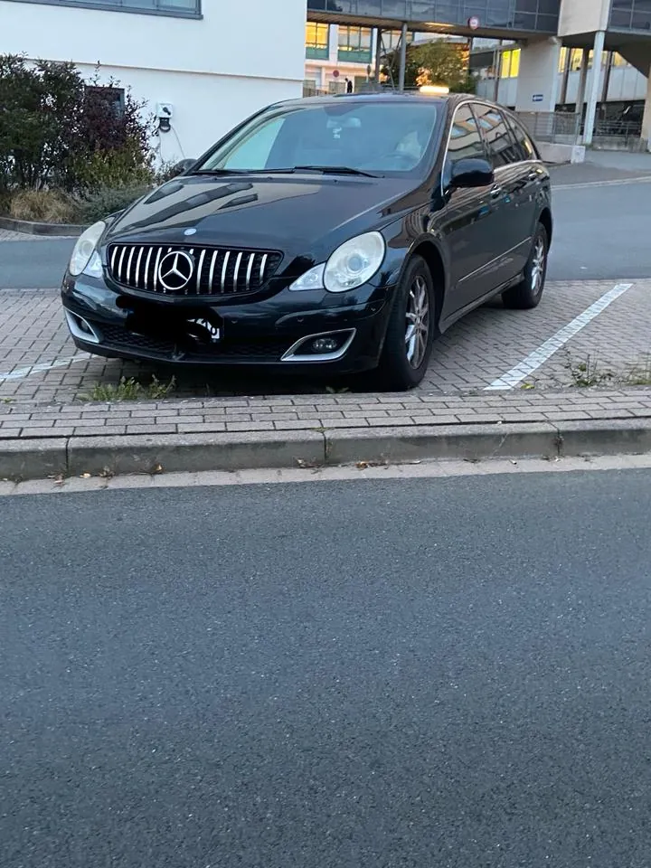 Mercedes-Benz R-Class