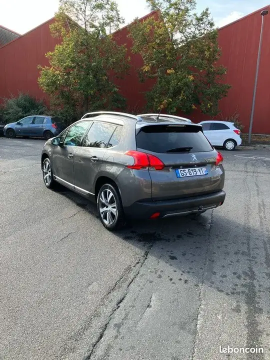Peugeot 2008 2014 photo 2
