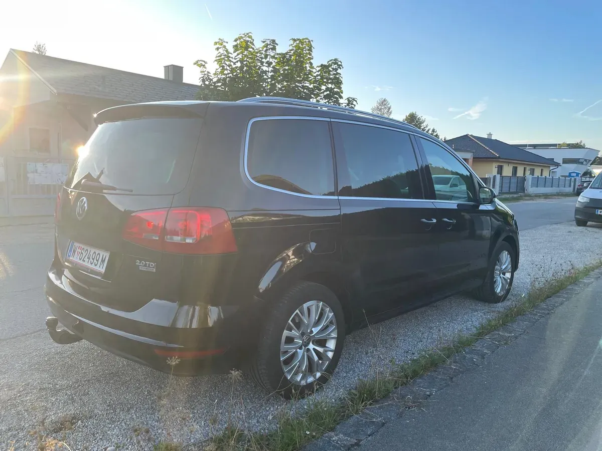 Volkswagen Sharan 2012 photo 3